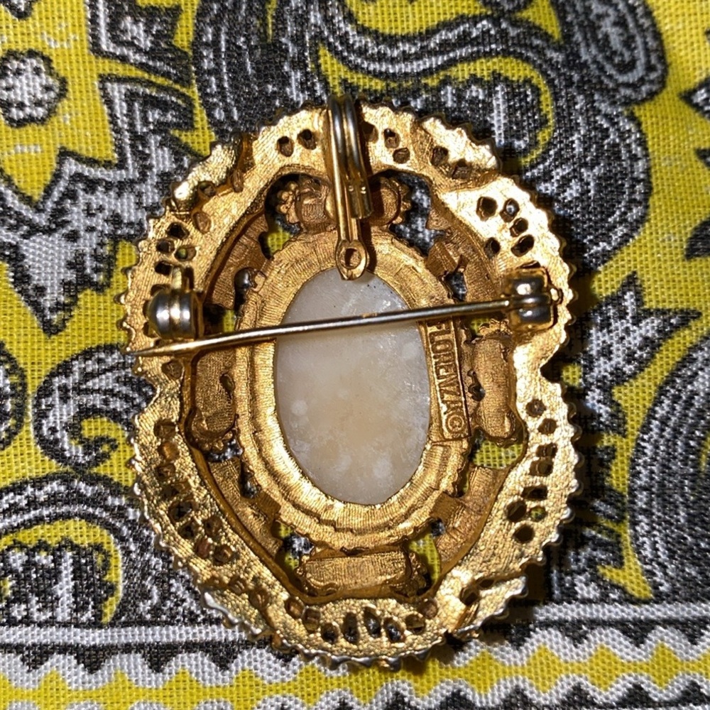 Florenza Stunning (Signed) Cameo Brooch! - Picture 3 of 4